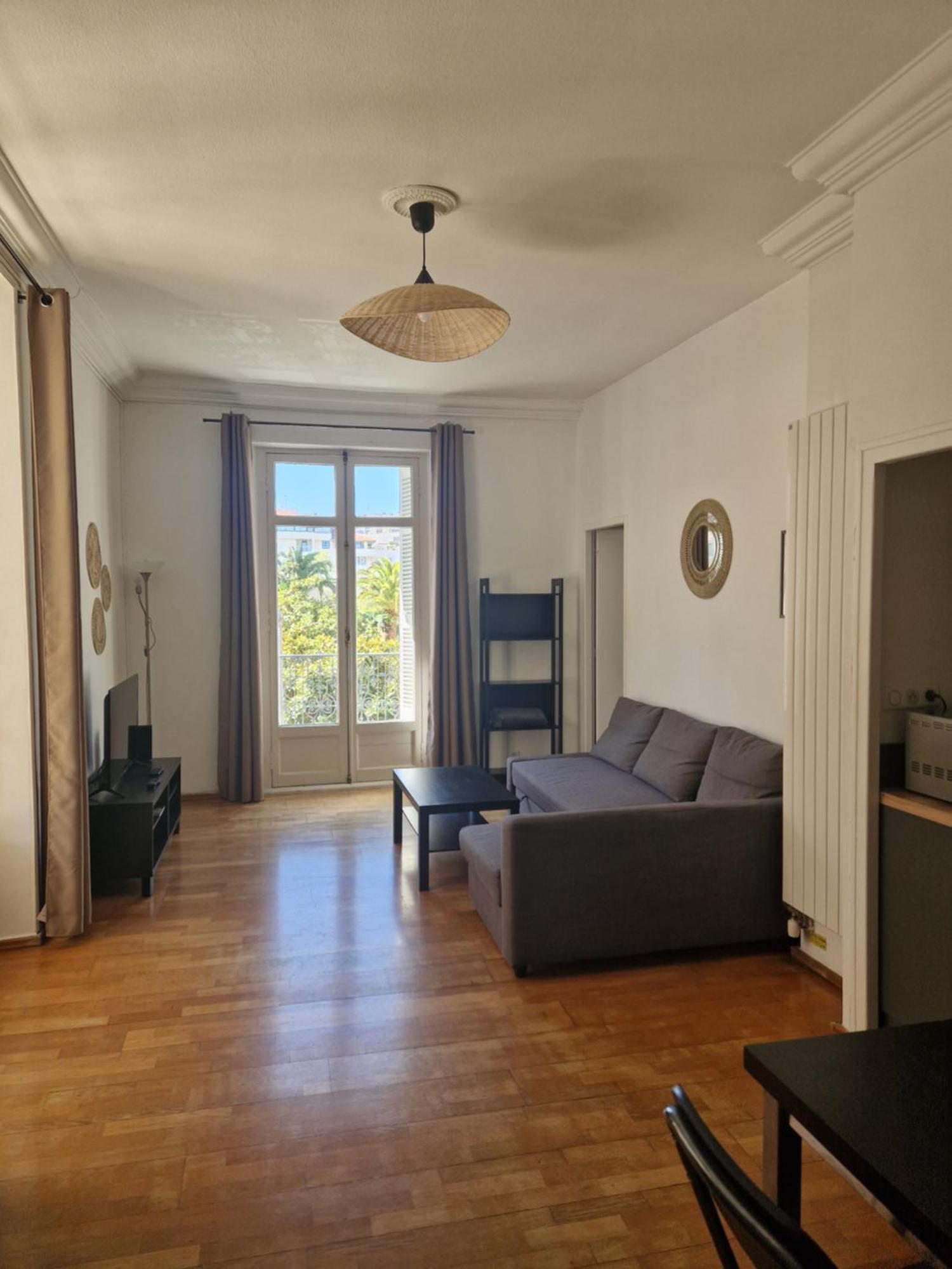 Appartement Beautiful And Bright 1st Floor Flat With Large Terrace - Center *